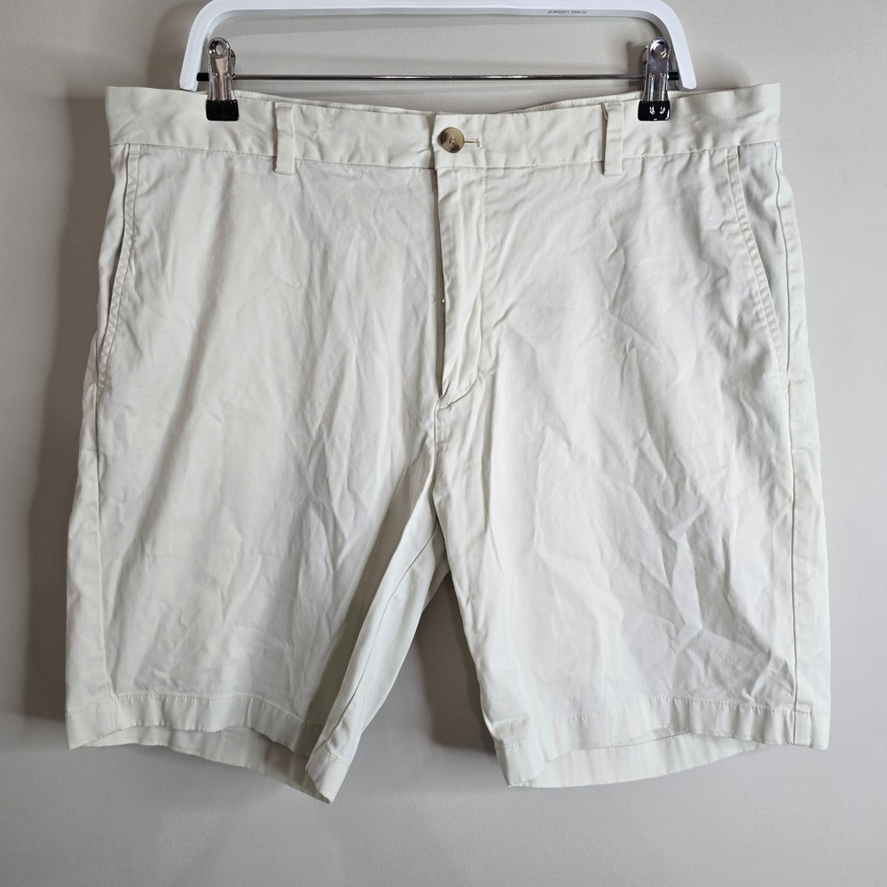 Vineyard Vines Men's 38 Classic Fit Breaker Shorts Beige Cotton Casual